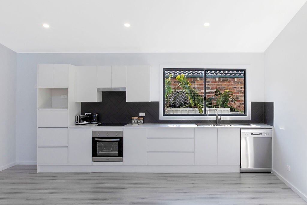 Best granny flat kitchen designs for functional and stylish spaces — free download